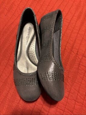 Karen Scott Metallic Gray Rhinestone Ballet Flats